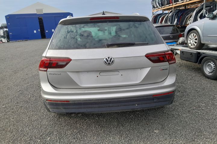 SET AMORTIZOARE FATA 5QF412021GN 5QF412021GN Volkswagen VW Tiguan a 2