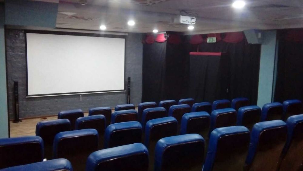 Кресло для актовых залов, кинотеатра