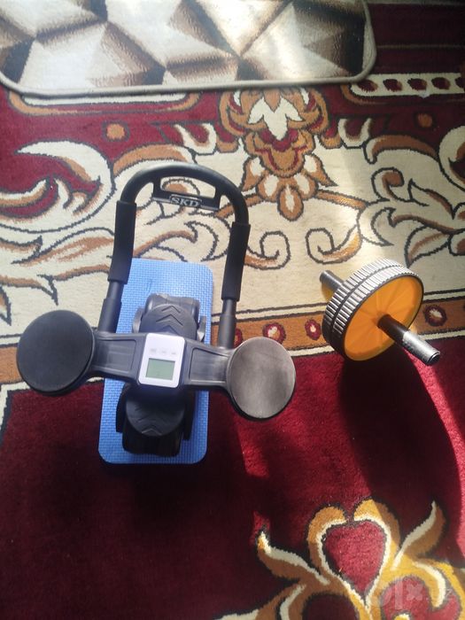 2 ta 12 kgdan gantel, 10 kg gantel, pres roliklar, 40 kg gruddigi