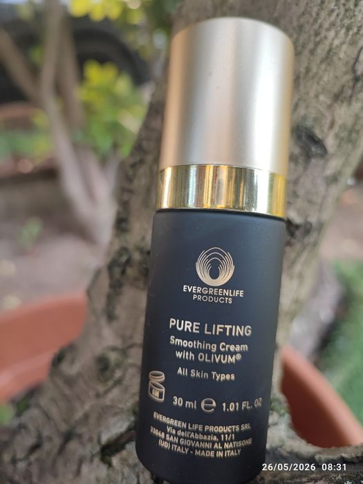 PURE LIFTING de la Alexandra Cosmetics – Secretul tău pentru un efect de întinerire instant și de durată