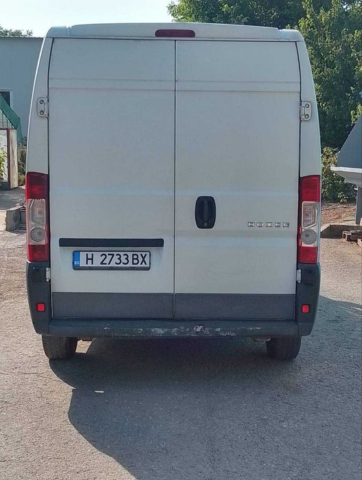 Продавам Микробус Peugeot Boxer Дълга база 3,5т 2.2 120кс. 2011г.