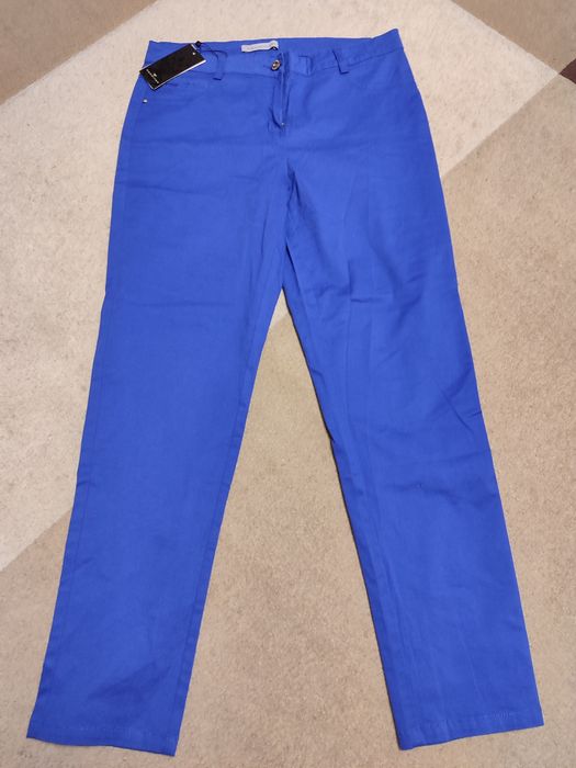 Продам      джинсы