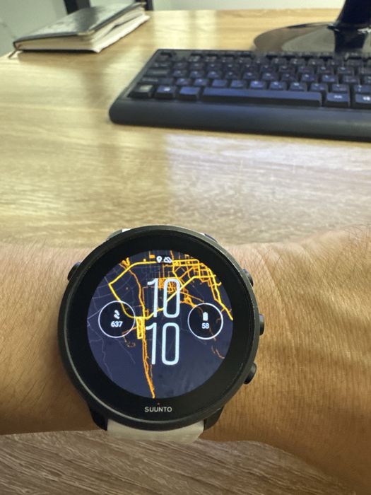 Смарт часы, Suunto 7