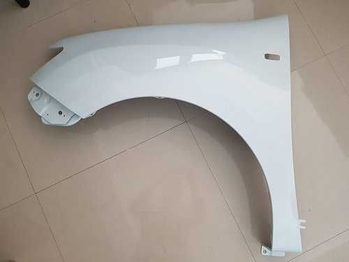 Aripa fata stanga Dacia Sandero II 12 – 18 vopsita alb 369