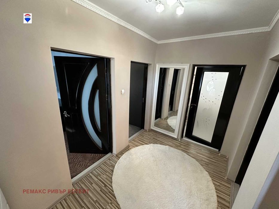 Къща на два етажа за продажба гр. Две могили