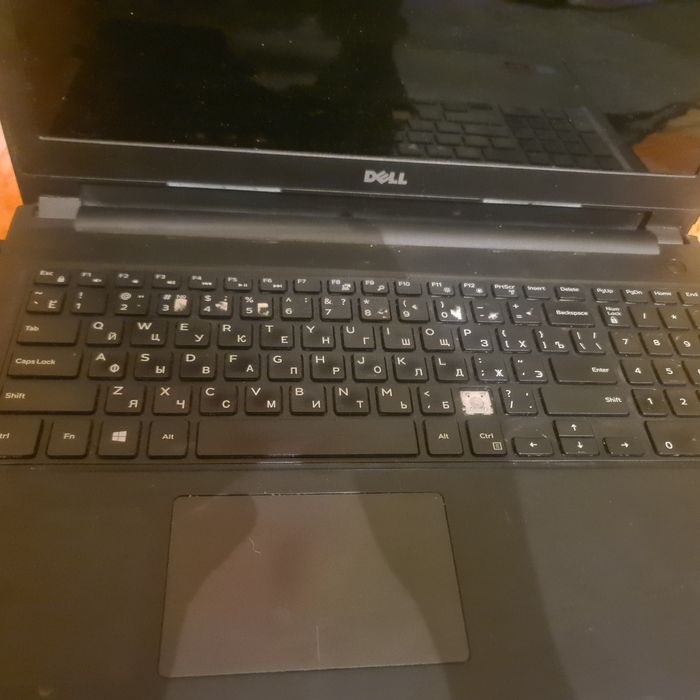Ноутбук DELL старый