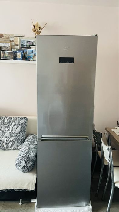 Продавам хладилник  Beko