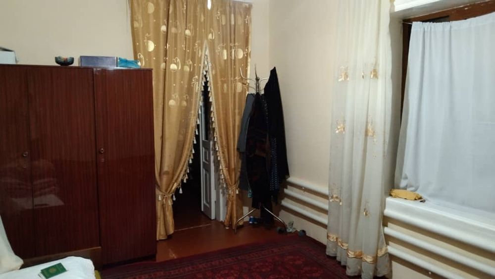 Уй, ховли сотилади шахар марказида