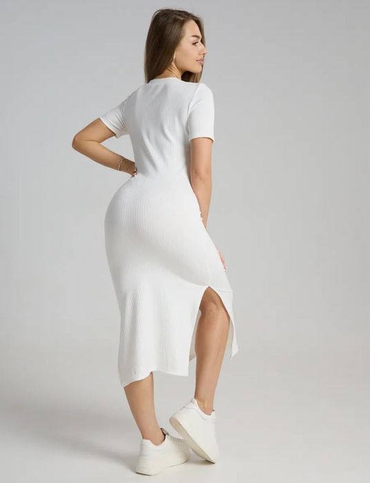 Женское платье новое