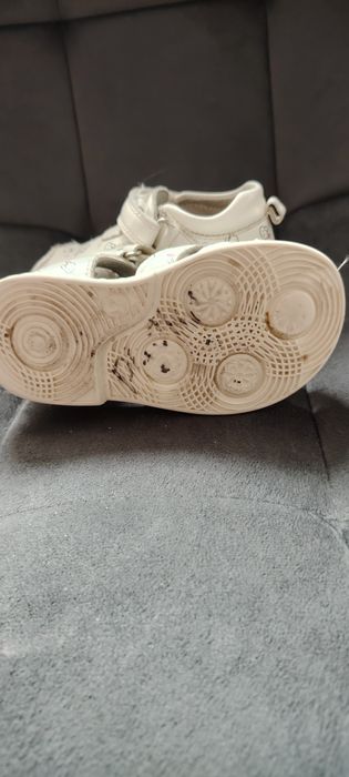 Сандалики детские