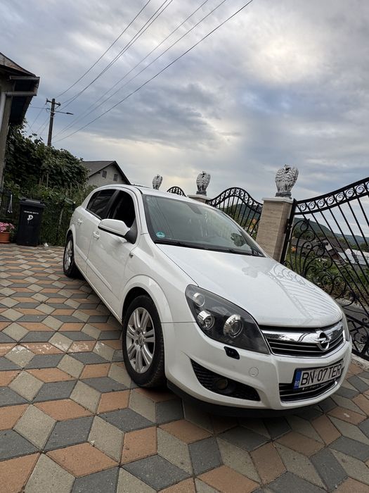 Se vinde Opel astra H