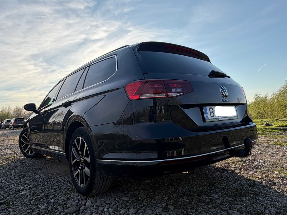 Vand schimb Volkswagen Passat B8 facelift GTE 2021 plug in hybrid full led navigatie touch carplay scaune incalzite benzina + electric roti 17