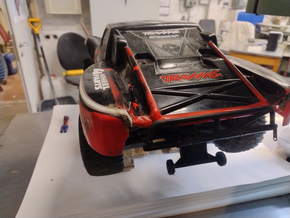 Traxxas Slash 1/10 4х4,RC ,рц