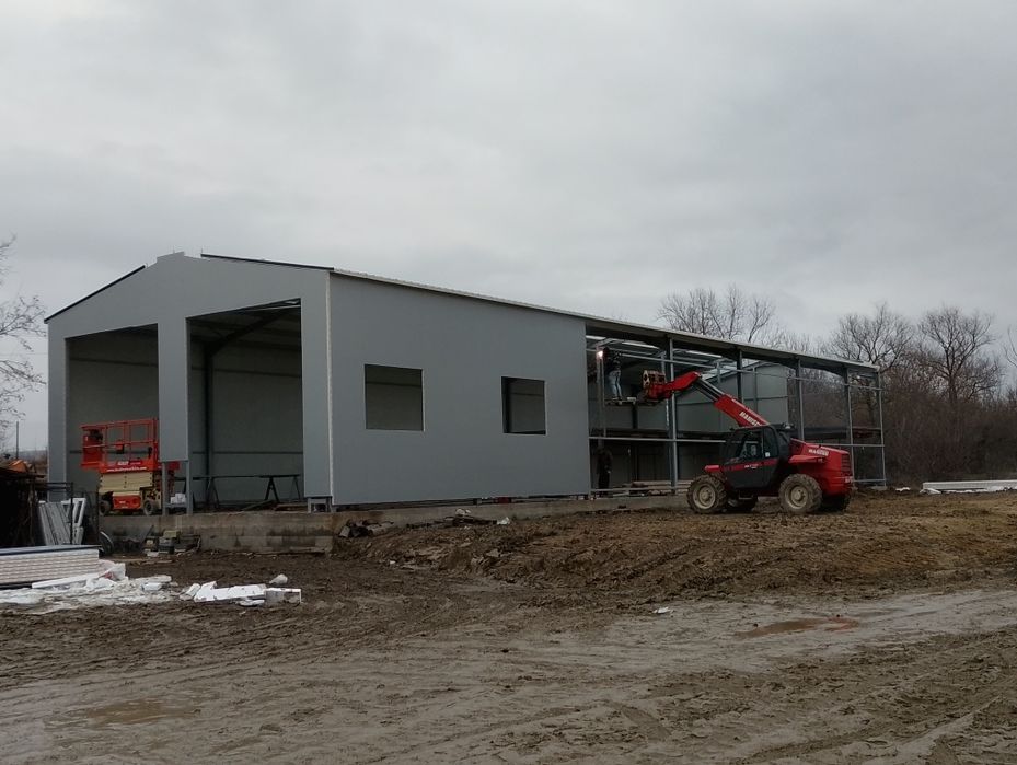 Vând hale metalice la comandă