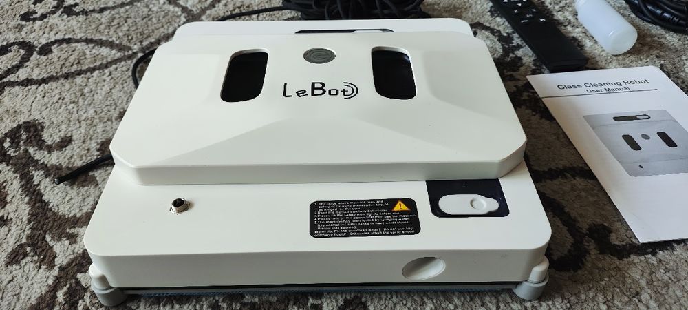 Мойщик окон робот