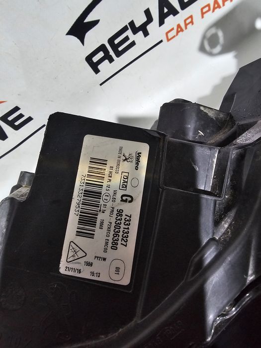 Far stanga led Peugeot 208 dupa 2019 cod 73313327