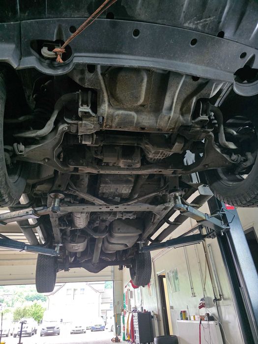 NISSAN Navara 2011 — imagine 2