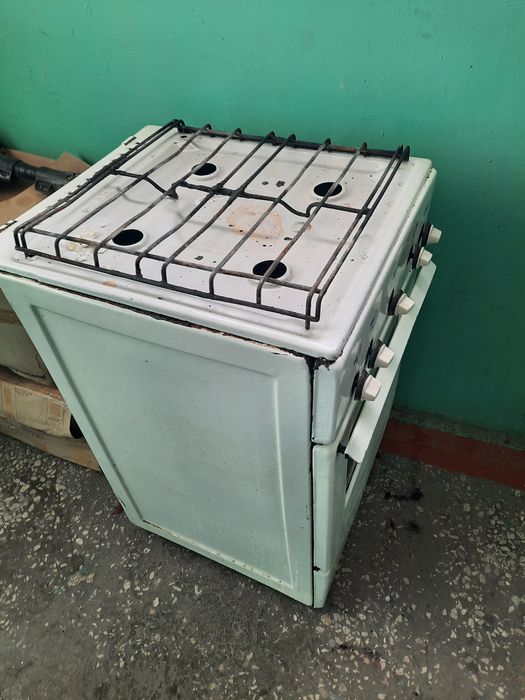Продам газ плиту рабочую