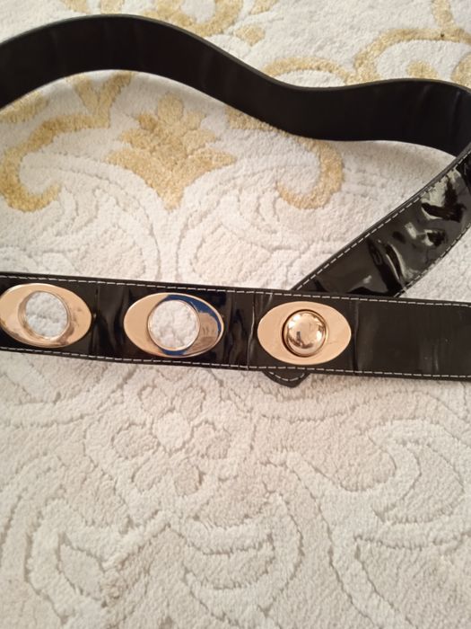 Ремни лакированные