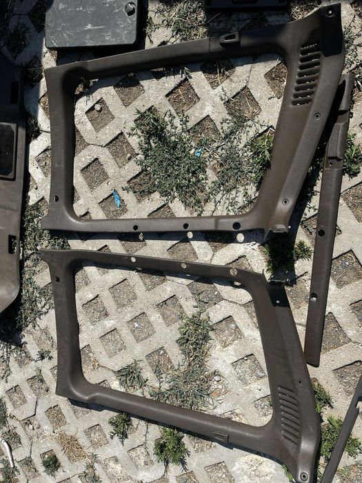 Продавам салон за Mitsubishi Pajero 2