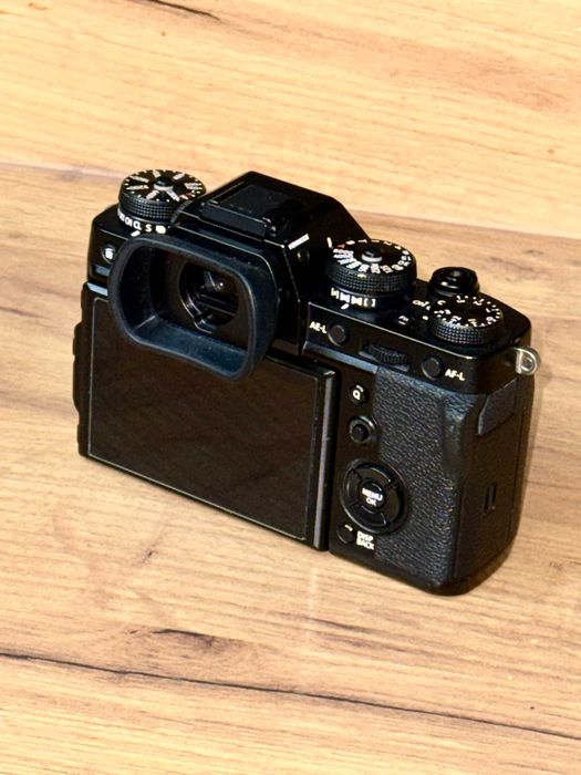 Фотоапарат Fujifilm X-T3 Или бартер за XF 18-135mm f/3.5-5.6 R LM OIS