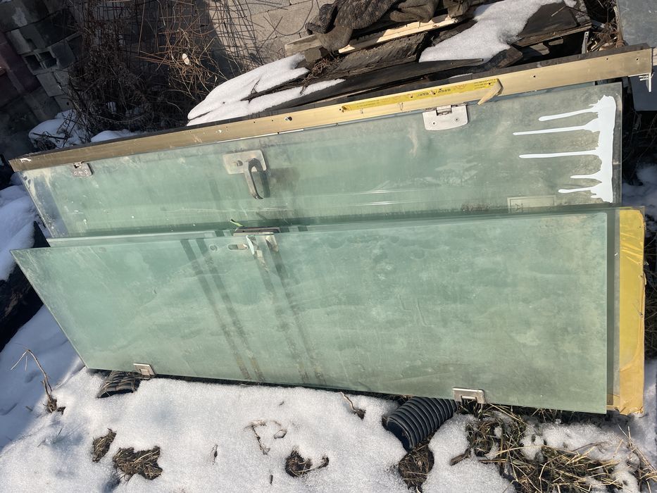 Продам стеклянные двери