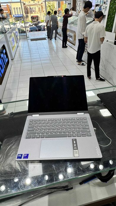 Lenovo Yoga ultra7 ekran14