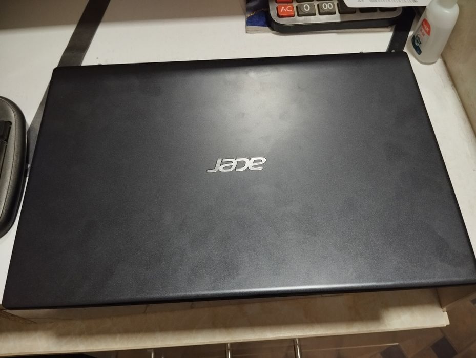 Acer kompyuter sotiladi yangi