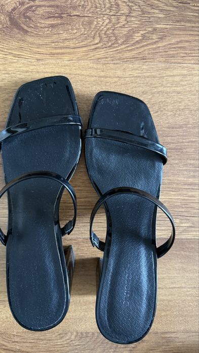 Босоножки лаковые от H&M