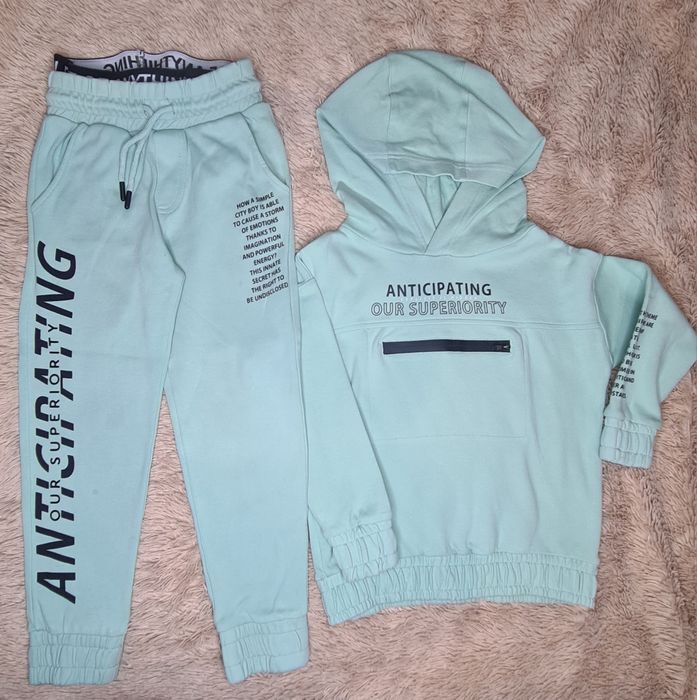 Детские костюмы б/у