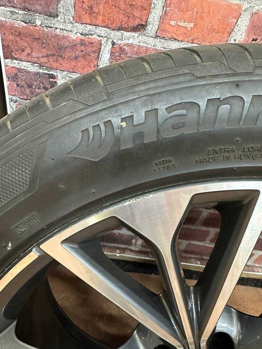 Janta AUDI Q7 Q8 j10 285 45 R21 Hankook