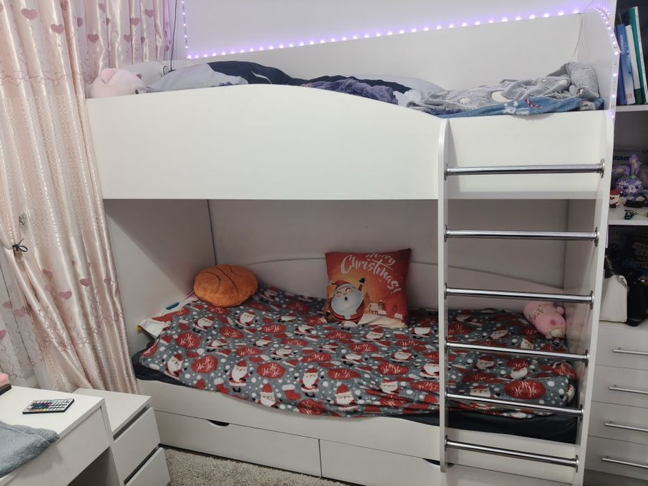 Кровать двухярусная