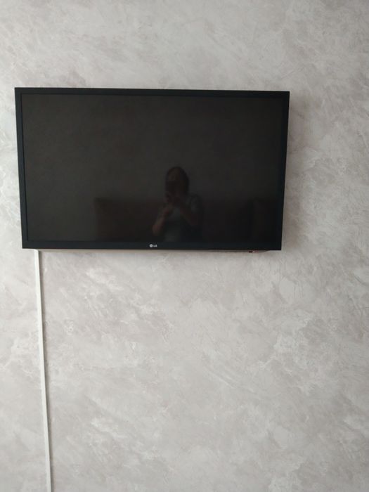 Телевизор  LG, рабочий
