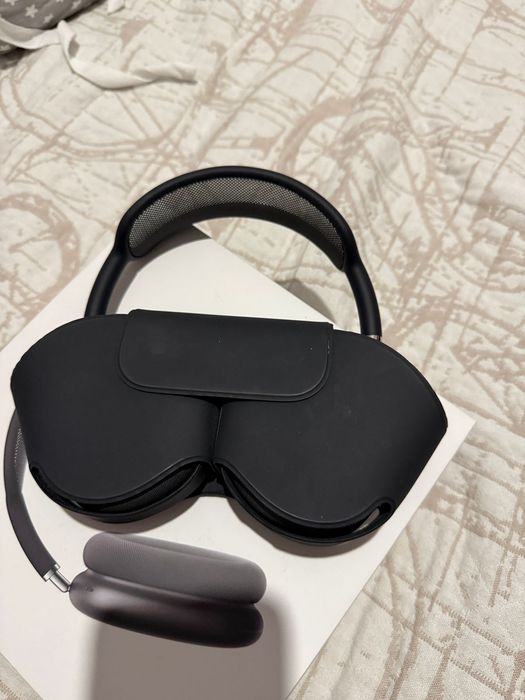 Apple AirPods Max (Original) — Space Gray. Состояние новых!