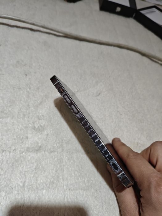 Продам iPhone 12 pro