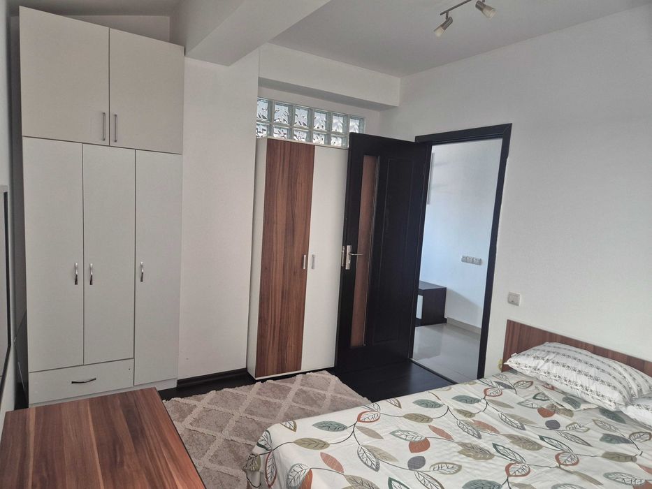 Ofer apartament 2 camere spre închiriere in Constanta