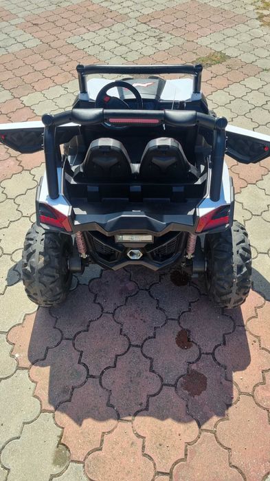 Masinuta electrica Xtreme Jumper UTV-MX White cu telecomanda 150W, doua locuri si roti Eva, unitate audio cu slot card si usb