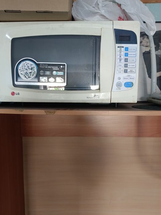 Продам микроволновку.