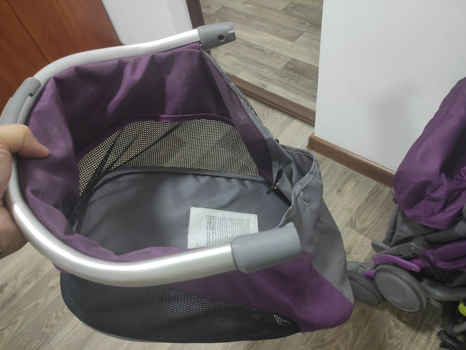 Продам коляску детскую Chicco