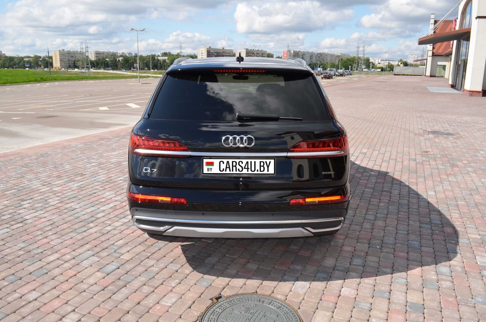 Audi Q7 2.0 AT 252 л.c. 4x4 2020 гв