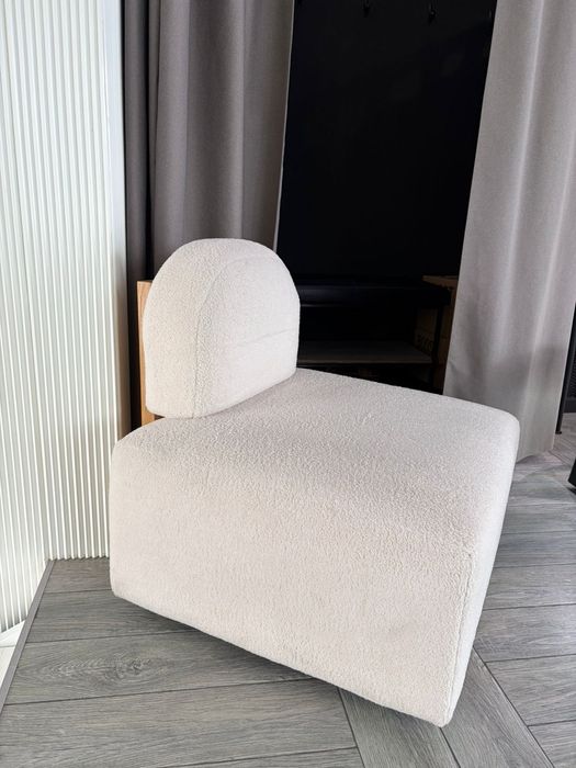 Продам кресло дизайнерское