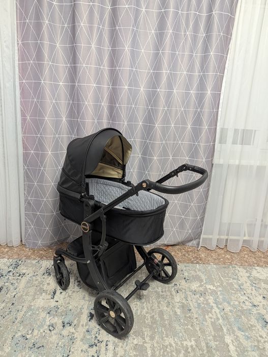 Продам коляску + автолюлька