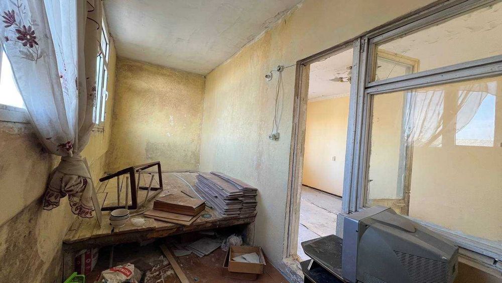 1 хонали  5 этаж + 6 метр балкон