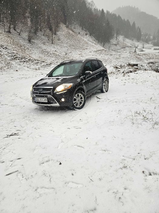 Se vinde  Ford kuga