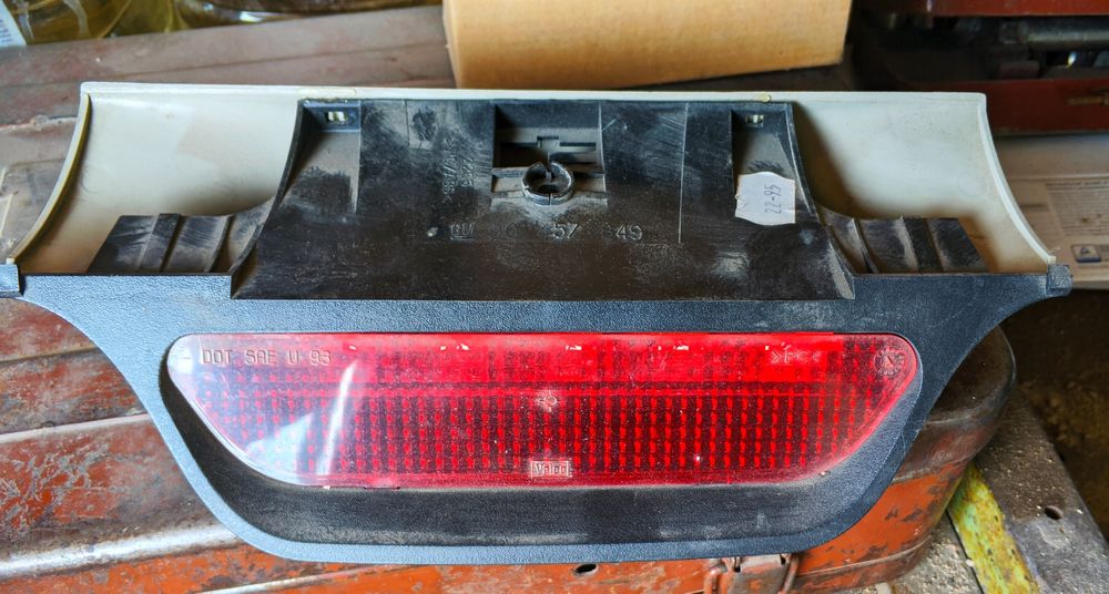 Задний стоп-сигнал Opel Omega 2002