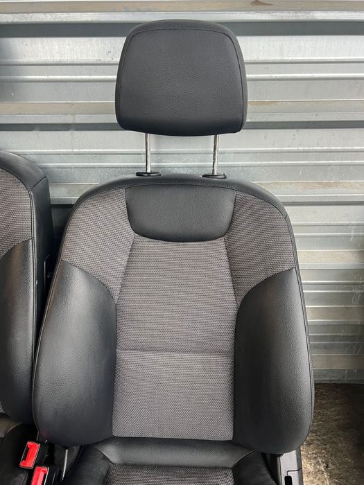 Кожен салон Mercedes-Benz C-Class w204 седан ел частично ном 992