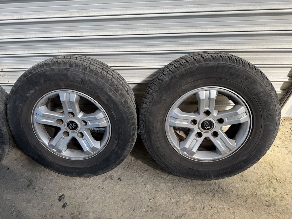 Kia Sorento оригинални джанти с гуми 16”