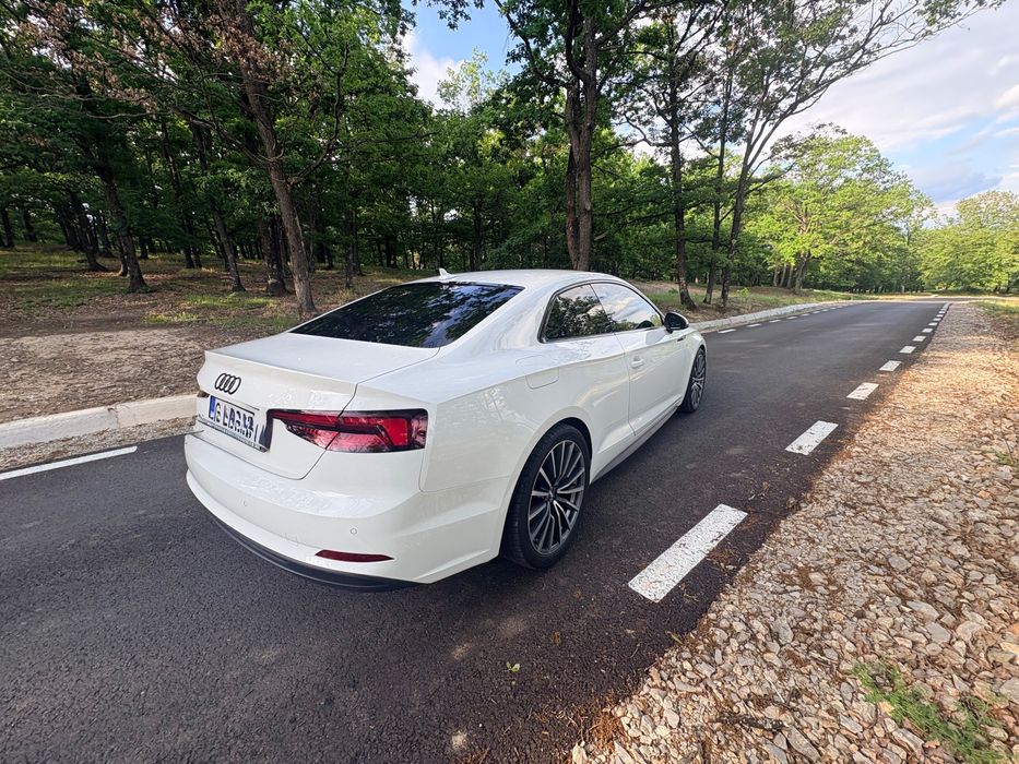 Vând Audi A5 Sline