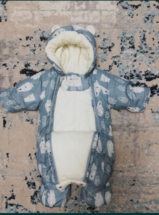 Продам комбинезон осенне-весенний