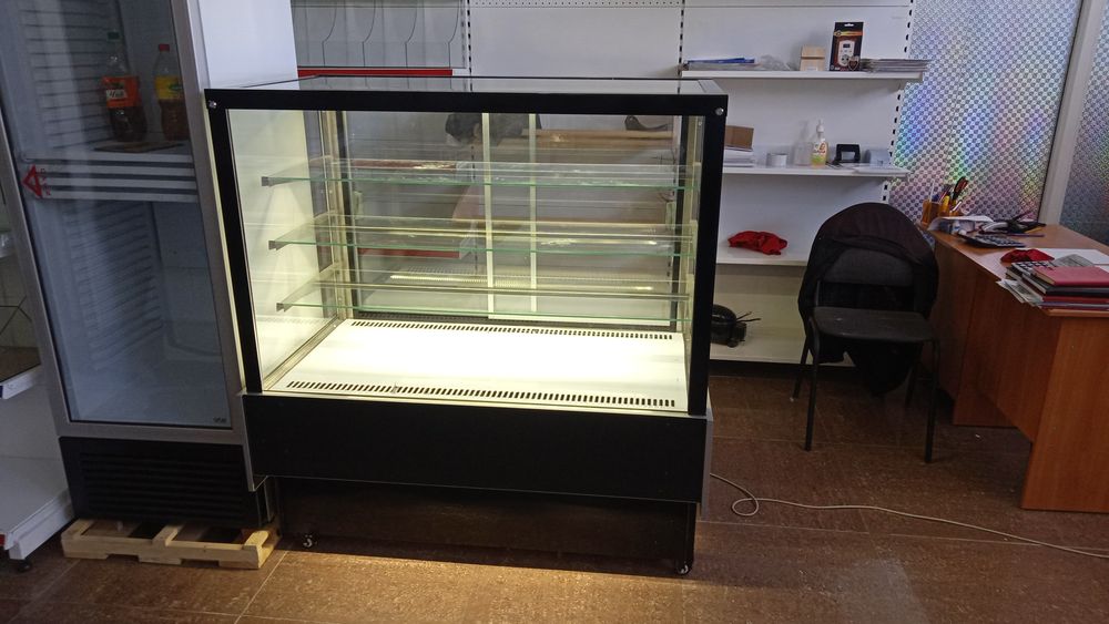 Холодильные Витрины в продаже